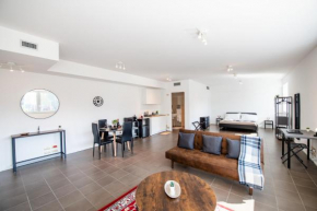 350 m da Stazione l Parcheggio Plus l WiFi Smart TV l Lofts